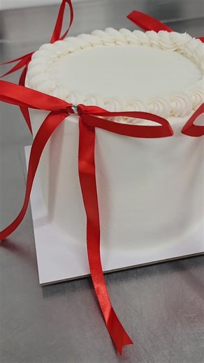 When you need a statement cake for your birthday because you deserve it! Vintage Bow cake now available in Red bows, what other colours should we do? | Cake In A Box