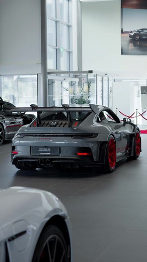 Best 911: Exploring the Porsche GT3 RS