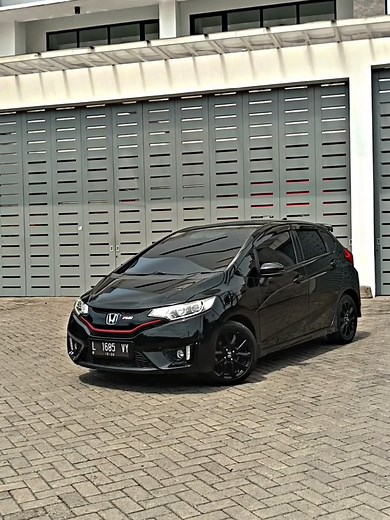 Honda Jazz RS 1.5 Automatic 2016 Review and Features