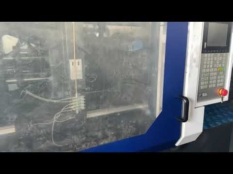 Testing plastic injection molding machine