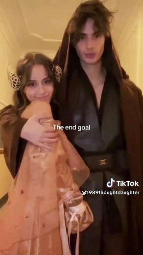 Anakin and Padmé Couple Costume for Halloween