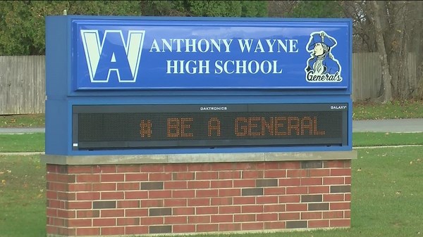 Anthony Wayne schools cleared after bomb threat; police say caller claimed rifle, explosives