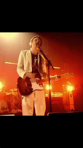 26K views · 487 reactions | Happy Friday! For your weekend listening pleasure, here is a playlist curated by Fran of some of the covers they have recorded over the years. Enjoy!   Stream: https://found.ee/travis-covers | Travis | Facebook