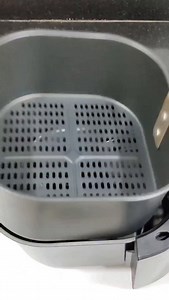 How To Roast Papad In Air Fryer? #roastpapadinairfryer #roastpapad #papad #reels #instagrammer #instareels #reelinstagram #reelinsta Place the papad in a single layer in the air fryer basket. Cook about-1-2 minutes. Keep a close eye on them to prevent burning, as they cook very quickly. You can flip them halfway through if needed for even cooking | Sonia Gidwani