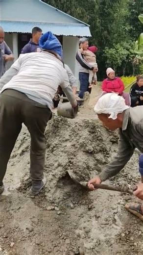 Mixing cement and sand. #cement #civilengineering #construction #shorts