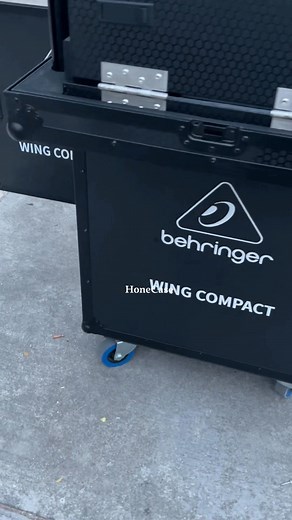58K views · 275 reactions | Behringer Wing compact Case with hydraulic with computer stand WhatsApp:+(86)17302003318 Email: bingerlan58@gmail.com Web:www.honecase.com #flightcase #case #roadcase #factory #rackcase #flycase #MidasM32 #foryou #flycase #diy #behringer | Flight Case Emily | Facebook