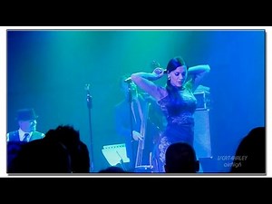 Ariana Savalas "No Diggity" Las Vegas