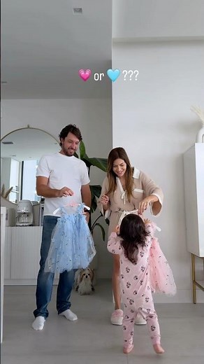 Gender reveal 💗🩵💗🩵💗🩵💗🩵 #boyorgirl #genderreveal #pregnancy