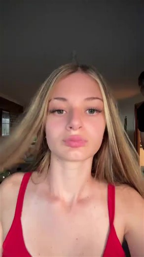 @𝓙𝓪𝔂𝓙𝓪𝔂𓆉𓇼 #blueeyes #hottie #badgirl #followher #bop