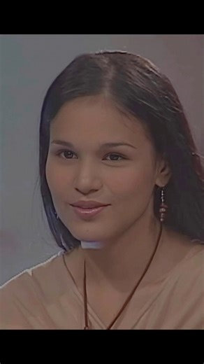 #FlashbackFriday circa 2002 beautiful Izadora 🥰🥰🥰 #IzaCalzado -admin | Iza Calzado