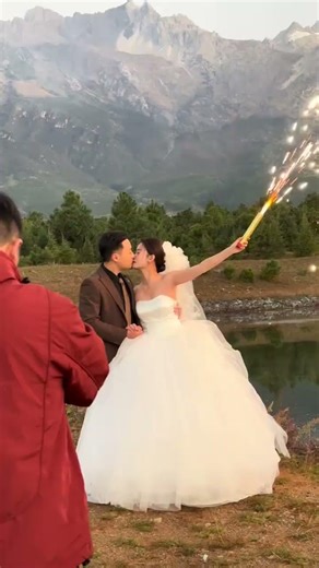 Unlock Hidden Gems: Ex exclusive sneak peeks