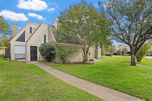 2156 Fleur De Lis Ct, Arlington, TX 76012 - MLS 21262907 - Coldwell Banker