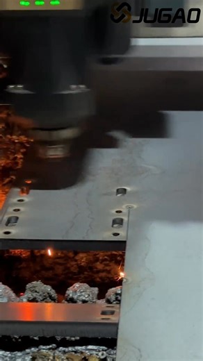 Why use 30KW laser cutting machine. big power machine. compared to 6KW laser cutting machine, for the same 12mm thick steel plate, More faster cutting speed, better cutting quality, no need oxygen,So lower cutting costs. Whatsapp: 8613222111178 Email: info@ntjugao.com Official website: www.jugaocnc.com #JUGAOCNCMACHINE #AMADA #madeinamerica #fabrication #metalworking #sheetmetal #sheetmetalfabrication #manufacturing #industryequipment #bending #pressbrake #pressbrakes #brakepress #amadapressbrak