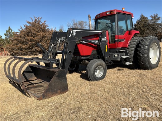 1990 Case IH 7120 2WD Tractor W/Grapple Loader | Agriculture