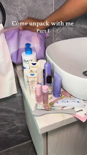 Who wants part 2? And do you guys like my ASMRS? or more voice overs?? #kenyantiktok🇰🇪 #somalitiktok #kenyantiktok #nairobi #unpack #organized