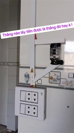 Kìm đa năng thợ điện: Chọn kìm và ổ cắm điện an toàn