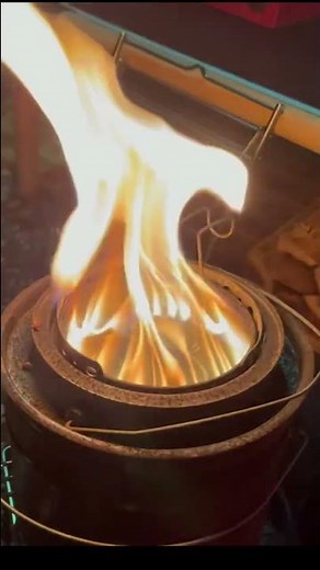 半永久的に燃え続けるウッドストーブ