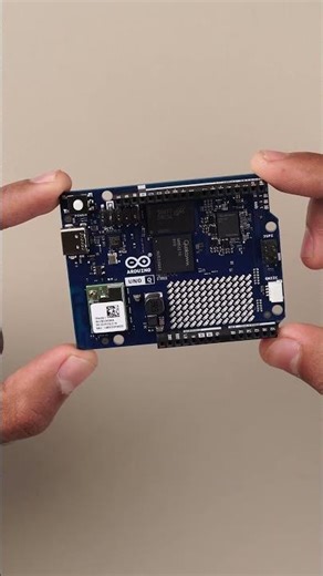 Unboxing Arduino Uno Q