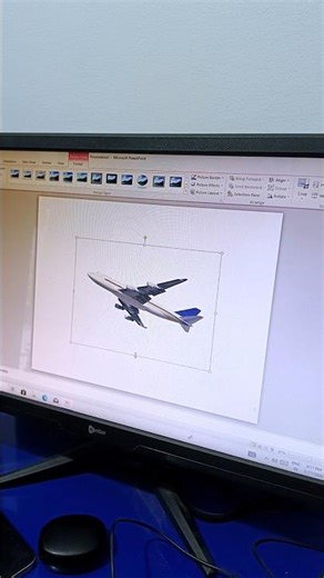 PowerPoint में Aeroplane ✈️ कैसे उड़ाएं! | Easy Trick for Beginners