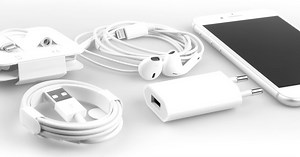 Counterfeit Apple products seized, Apple formally thanks police - 9to5Mac