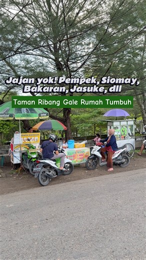 Oom Michael Arif on Instagram: "Jajan Sore di Taman Ribang Gale Rumah Tumbuh @pempekroemahan_ @siomaycs1 📍Taman Ribang Gale Rumah Tumbuh Muara Enim (sebelah Masjid Baitul Mu’min) 🕕 11.00 Siang - 18.00 Sore ☎️ Pemesanan 0856-0958-4711 💸 Aneka Pempek, 4pcs Rp. 5.000 💸 Pempek Kapal Selam, Rp. 10.000 💸 Model, Rp. 5.000 💸 Tekwan, Rp. 5.000 💸 Es Teh Jumbo, Rp. 5.000 💸 Siomay CS, Bebas beli berapa Guys! Oom tadi jajan sore di Taman Ribang Gale Rumtum, ternyato disini ado pempek, model, tekwan,