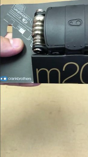 Crankbrothers M20 bike multitool unboxing