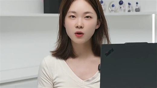 智能AI引擎加持，多任务处理流畅无卡顿，办公娱乐两不误。