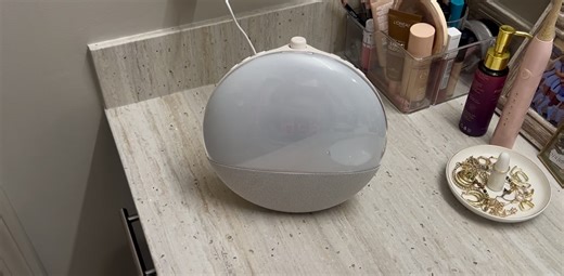 Watch Full Overview Of This Sunrise Alarm Clock on Amazon Live