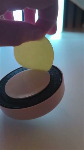 setup before vs after adding these awesome puck lights #light #whitesetup #viral #DeskSetup #TechTok