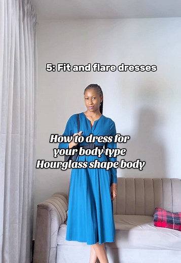 How to Dress for an Hourglass Body Shape