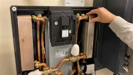 Plumbers Videos - Heat Interface Unit - HIU - How Do They Work HIU I20 i30N How a Heat Interface Unit Works. Plumbing Training Video. Plumber talks about how a HIU works. Trainee Plumber Training Video. Vokera by Riello HIU i20 / i30N Heat Interface Unit. David from Vokera talks to us about heat networks, Plant Rooms and district heating. Back up Boilers in Boiler Room. Hot Water and Central Heating. | Allen Hart