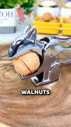 Stop Cracking Walnuts Wrong