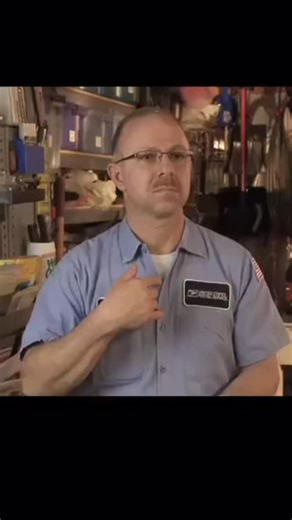 Oralism to SEE and finally #ASL Alex shares his journey growing up Deaf in Michigan. Starting in an oral program using hearing aids, he later discovered Deaf culture and ASL at the Michigan School for the Deaf. #deaf #asl #oicmovies | OIC Movies for ASL Study