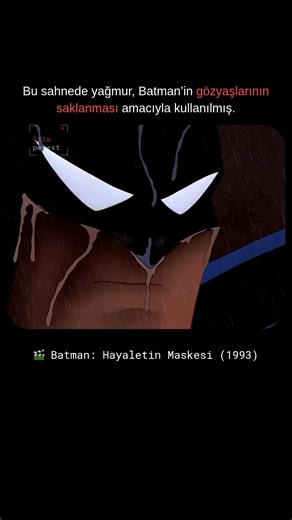 Filmperest on Instagram: "Bu filmde yağmur, Batman’in üzgünlüğünü hissettirse de duygularını saklamasını sağlayan bir motif olarak kullanılır; su yüzünden gözyaşları fark edilmeyen Batman, hem acısını yaşar hem de kontrollü, gizemli Kara Şövalye imajını korur. 🎬 Batman: Mask of the Phantasm (1993) – Batman: Hayaletin Maskesi ⭐ IMDb: 7.8 Batman: The Animated Series’in karanlık atmosferini beyaz perdeye taşıyan bu film, çizgi roman uyarlamaları arasında özel bir yere sahip. Gotham’ın gizemli yeni