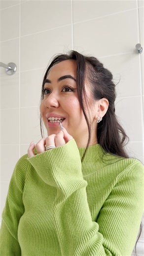 GUM® SOFT-PICKS® PRO - en självklar del av rutinen! Håller du med?! 💭🧼 https://www.sunstargum.com/se-sv/produkter/mellanrumsrengoering/gum-soft-picks-pro.html?cid=soco_94882215556266 | GUM