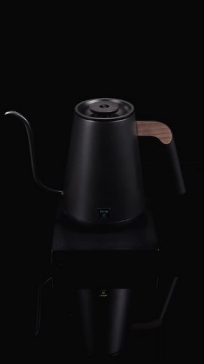 Timemore 🆕 Fish PRO X Temperature-Control Kettle | Fast, Stable, Precise – All in One! Powered by tempX temperature control system, it heats up fast, maintains stable temperatures, and ensures precise control—elevating every pour-over experience! 🔥 Faster Heating: Heating time reduced by 10% , with intelligent power adjustment for a quicker start. 🌡 More Precise Control: Temperature accuracy of 0.5°C, with fluctuations ≤0.5°C for ultimate stability. 🏔 High-Altitude Boil Protection: Automatic
