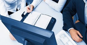 Las condiciones generales de trabajo, contratos o convenios que regulen las relaciones laborales del personal de base o de confianza, así como los recursos públicos económicos, en especie o donativos, que sean entregados a los sindicatos y ejerzan como recursos públicos - Supremo Tribunal de Justicia del Estado de Jalisco