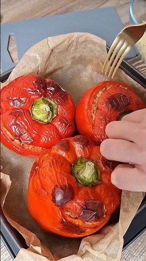 Stuffed Bell Peppers with Cheesy Top 🫑🔥 Oven-Baked Perfection!