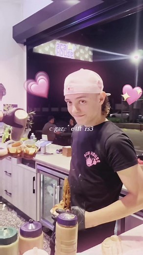 Face Reveal at Acai House: Tommy MX Edit