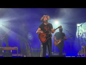 @ZachWilliamsofficial sings "Baptized" in Florence S.C. 03/10/22