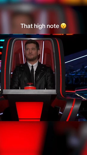 1M views · 22K reactions | I just dropped my Christmas EP, comment “Christmas” and I’ll tell you how to get it! #music #newmusic #singer #nashville @nbcthevoice @reba @michaelbuble @gwenstefani @snoopdogg | Creigh Riepe | Facebook