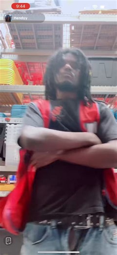 Horny at work #nsfw #ExhibicionismoPúblico #publicplay #TikTokLIVE