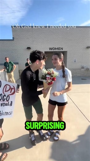 Boy Takes Pic With Crush, Then Asks Her To Hoco 😏❤️😻