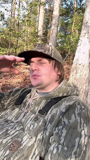 Bubba Buck Deer Hunting 🦌