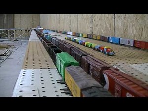 800 car HO scale model train