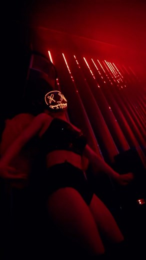 Delhi night clubs 🍻 on Instagram: "Delhi clubing 🍻🍻 #club #clubbing #clubhouse #delhi #viral #party #daruparty #enjoy #nightlife #night #nightclubs #clubdj"