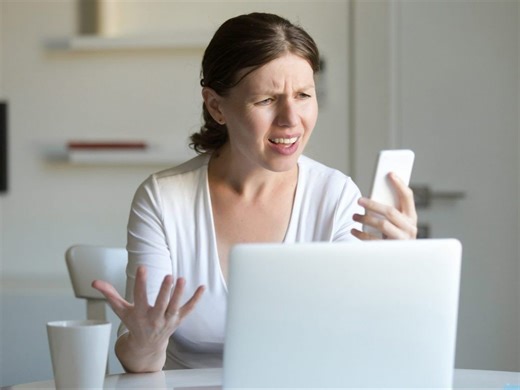 DEAR ABBY: Needy friend uses longtime friendship as free therapy