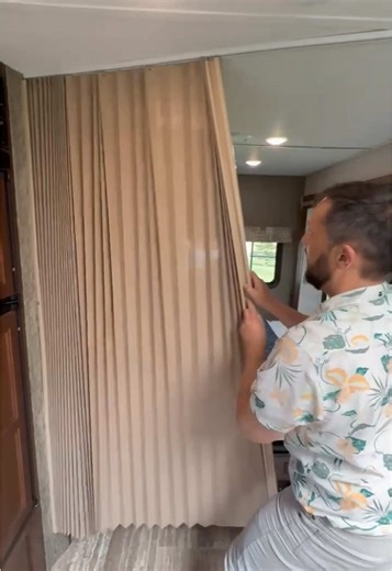 Exploring the Tiny Home on Wheels Revolution