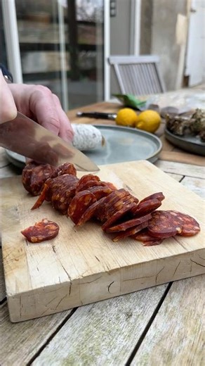 Hard French Sausage… Cut Like a Cucumber?! 😳🇫🇷”