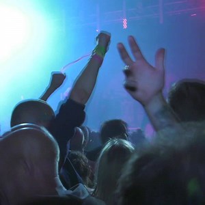 59 reactions · 16 shares | KILLERS, ARCTIC MONKEYS, U2, BLONDIE, STONE ROSES, KINGS OF LEON A huge local party, SIX pro-level 'Fake Bands', a giant marquee, large 'fast-serve' licensed bar. Unmissable. Only weeks away - book now! | Fake Festivals | Facebook